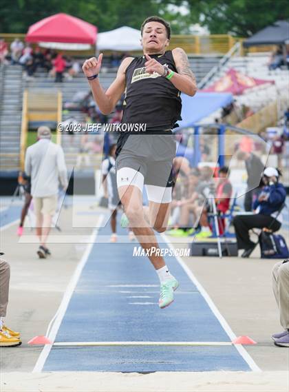 Thumbnail 2 in NCHSAA 1A State Track & Field Championship photogallery.
