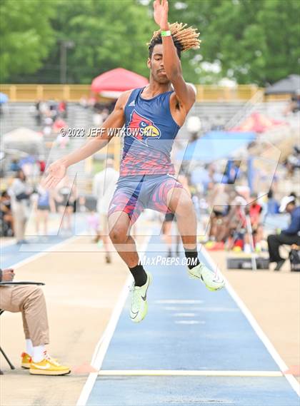Thumbnail 1 in NCHSAA 1A State Track & Field Championship photogallery.
