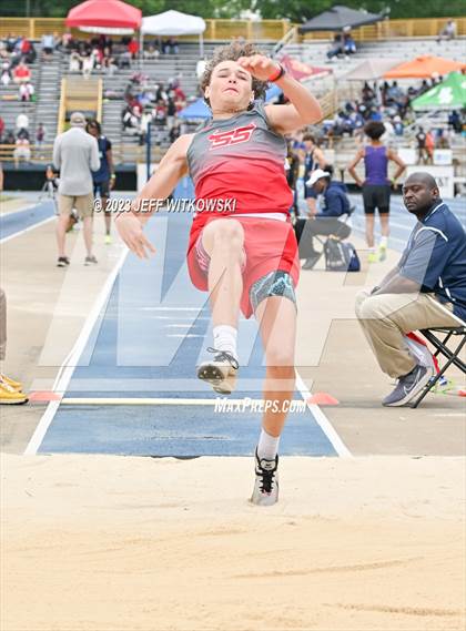 Thumbnail 1 in NCHSAA 1A State Track & Field Championship photogallery.