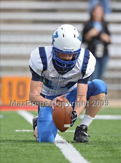 Thumbnail 3 in Alief Taylor vs. Brazoswood (Texas 5A Region 3 Playoffs) photogallery.