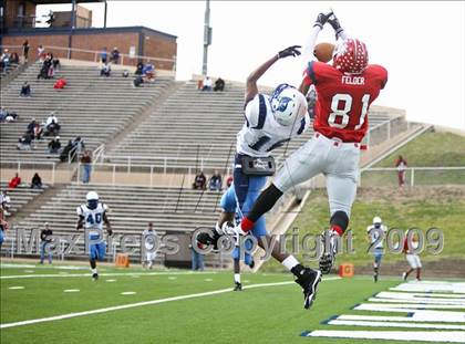 Thumbnail 1 in Alief Taylor vs. Brazoswood (Texas 5A Region 3 Playoffs) photogallery.