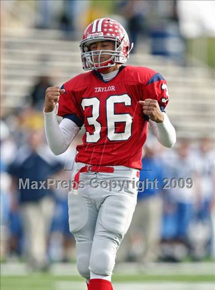 Thumbnail 3 in Alief Taylor vs. Brazoswood (Texas 5A Region 3 Playoffs) photogallery.