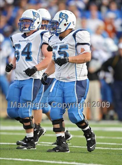 Thumbnail 2 in Alief Taylor vs. Brazoswood (Texas 5A Region 3 Playoffs) photogallery.