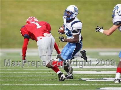 Thumbnail 3 in Alief Taylor vs. Brazoswood (Texas 5A Region 3 Playoffs) photogallery.