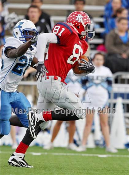 Thumbnail 1 in Alief Taylor vs. Brazoswood (Texas 5A Region 3 Playoffs) photogallery.