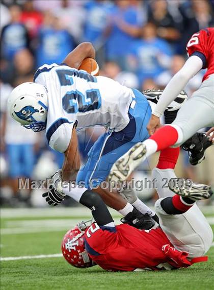 Thumbnail 2 in Alief Taylor vs. Brazoswood (Texas 5A Region 3 Playoffs) photogallery.
