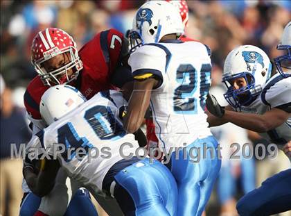 Thumbnail 2 in Alief Taylor vs. Brazoswood (Texas 5A Region 3 Playoffs) photogallery.