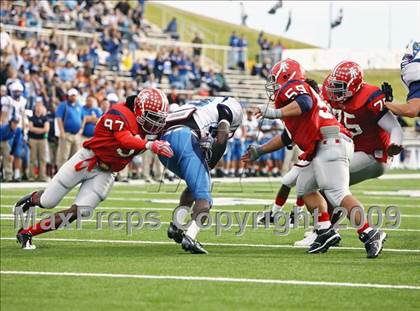 Thumbnail 3 in Alief Taylor vs. Brazoswood (Texas 5A Region 3 Playoffs) photogallery.