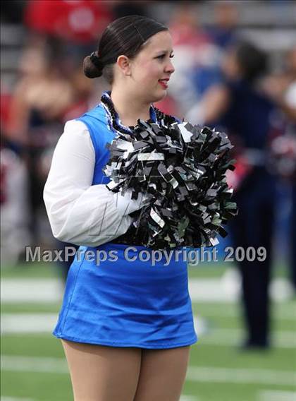 Thumbnail 3 in Alief Taylor vs. Brazoswood (Texas 5A Region 3 Playoffs) photogallery.