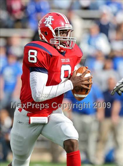Thumbnail 2 in Alief Taylor vs. Brazoswood (Texas 5A Region 3 Playoffs) photogallery.
