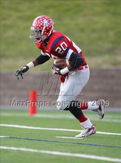 Thumbnail 1 in Alief Taylor vs. Brazoswood (Texas 5A Region 3 Playoffs) photogallery.