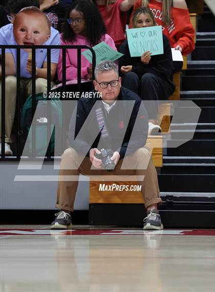 Thumbnail 2 in Castle View @ Regis Jesuit photogallery.