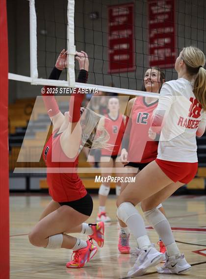 Thumbnail 3 in Castle View @ Regis Jesuit photogallery.