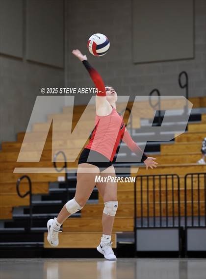 Thumbnail 1 in Castle View @ Regis Jesuit photogallery.