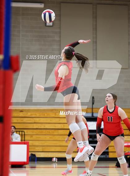 Thumbnail 3 in Castle View @ Regis Jesuit photogallery.