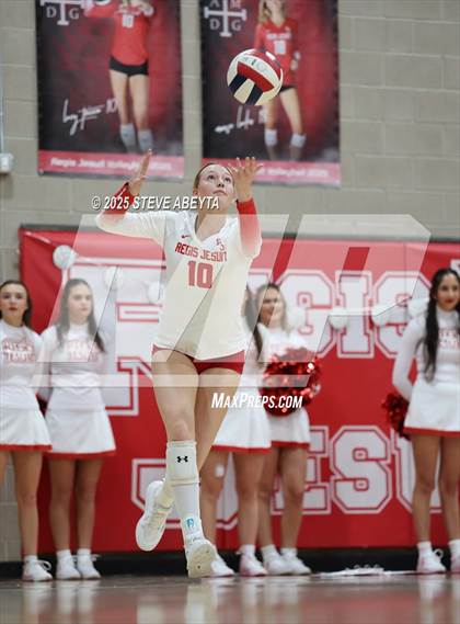 Thumbnail 2 in Castle View @ Regis Jesuit photogallery.