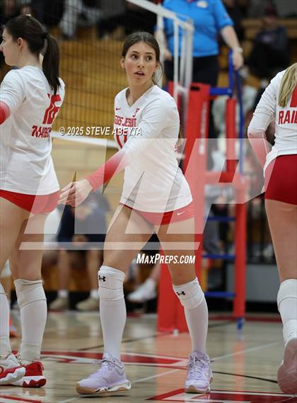 Thumbnail 3 in Castle View @ Regis Jesuit photogallery.