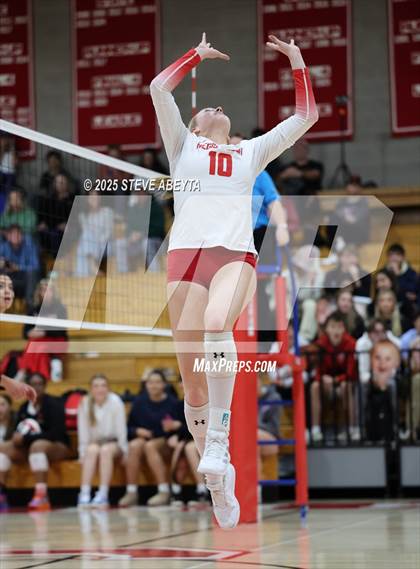 Thumbnail 3 in Castle View @ Regis Jesuit photogallery.