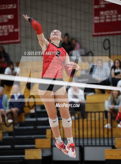 Thumbnail 1 in Castle View @ Regis Jesuit photogallery.