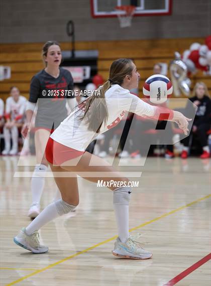 Thumbnail 2 in Castle View @ Regis Jesuit photogallery.