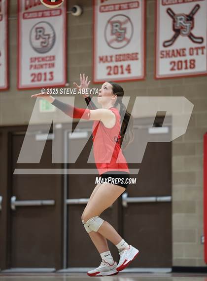 Thumbnail 1 in Castle View @ Regis Jesuit photogallery.