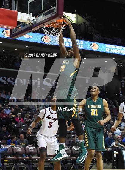 Thumbnail 1 in Greenforest vs Memphis East (Bass Pro Tournament of Champions) photogallery.