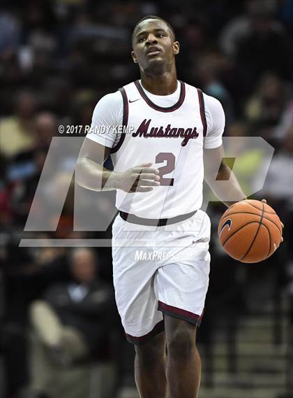 Thumbnail 2 in Greenforest vs Memphis East (Bass Pro Tournament of Champions) photogallery.