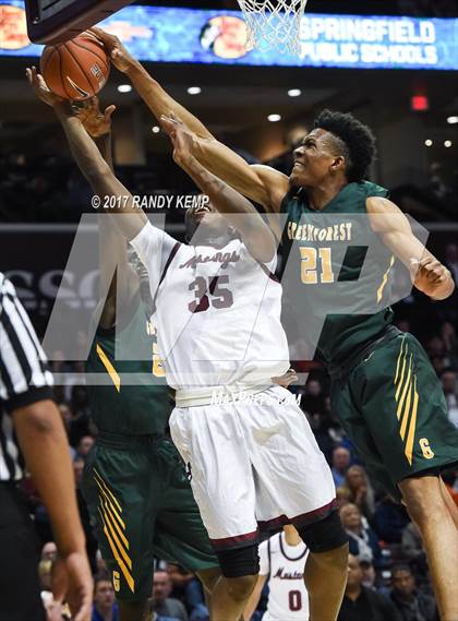 Thumbnail 3 in Greenforest vs Memphis East (Bass Pro Tournament of Champions) photogallery.