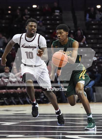 Thumbnail 3 in Greenforest vs Memphis East (Bass Pro Tournament of Champions) photogallery.