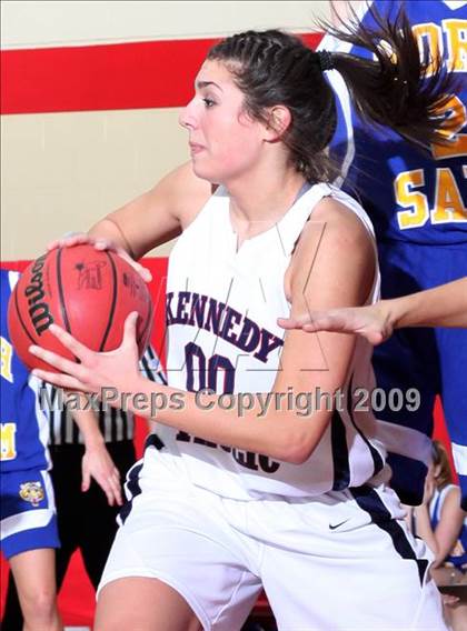 Thumbnail 3 in North Salem vs. Kennedy Catholic photogallery.