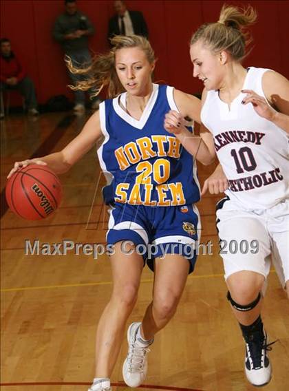 Thumbnail 3 in North Salem vs. Kennedy Catholic photogallery.