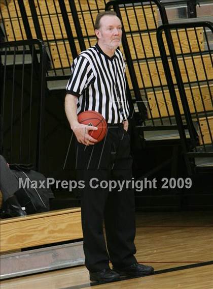 Thumbnail 1 in North Salem vs. Kennedy Catholic photogallery.