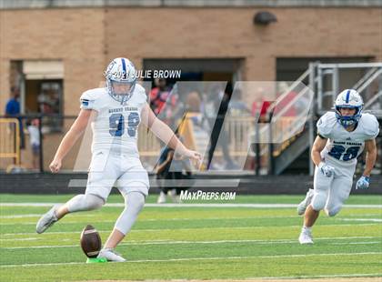 Thumbnail 3 in Indianapolis Bishop Chatard @ Warren Central photogallery.