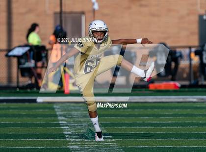 Thumbnail 2 in Indianapolis Bishop Chatard @ Warren Central photogallery.