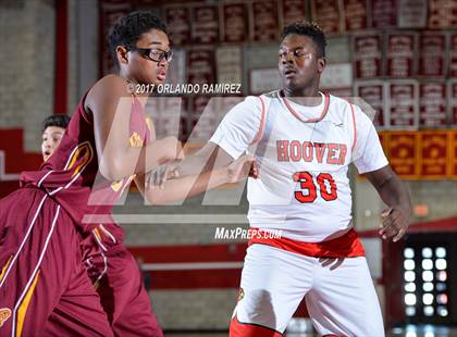 Thumbnail 3 in Hoover vs Southwest SD (Lions Club Classic) photogallery.