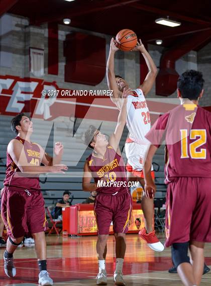 Thumbnail 1 in Hoover vs Southwest SD (Lions Club Classic) photogallery.