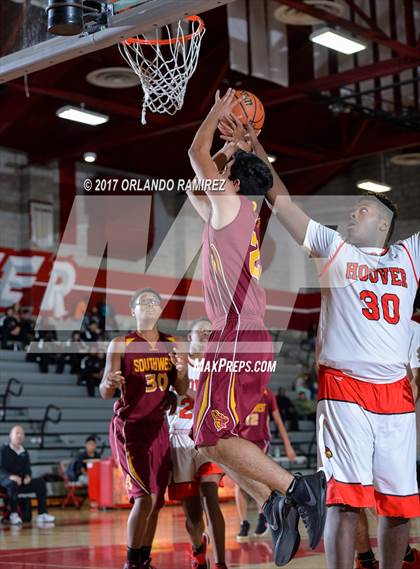 Thumbnail 1 in Hoover vs Southwest SD (Lions Club Classic) photogallery.