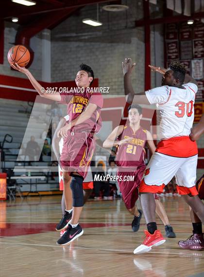 Thumbnail 2 in Hoover vs Southwest SD (Lions Club Classic) photogallery.