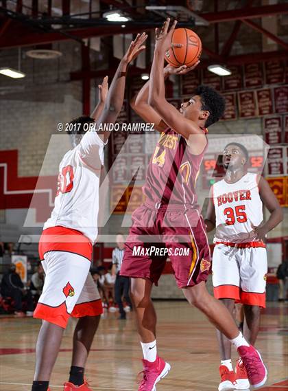 Thumbnail 1 in Hoover vs Southwest SD (Lions Club Classic) photogallery.