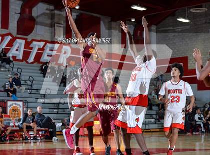 Thumbnail 3 in Hoover vs Southwest SD (Lions Club Classic) photogallery.