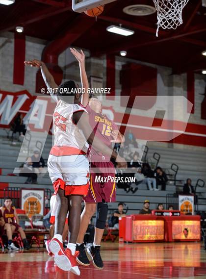 Thumbnail 3 in Hoover vs Southwest SD (Lions Club Classic) photogallery.