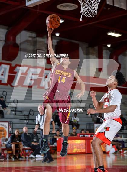 Thumbnail 2 in Hoover vs Southwest SD (Lions Club Classic) photogallery.