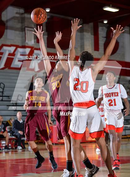Thumbnail 2 in Hoover vs Southwest SD (Lions Club Classic) photogallery.