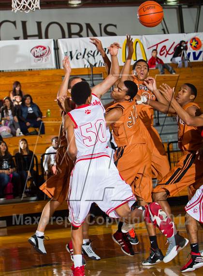 Thumbnail 3 in Crosby @ Dobie (McDonald's Texas Invitational) photogallery.