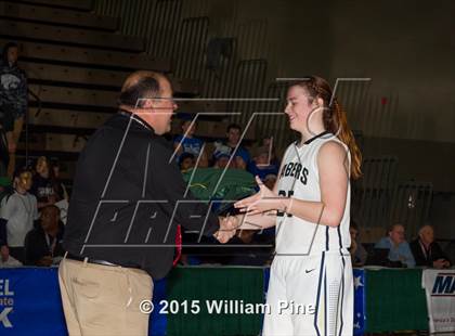 Thumbnail 2 in East Aurora vs. Susquehanna Valley (NYSPHSAA Class B Semifinal) photogallery.