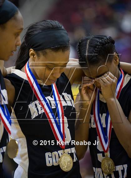 Thumbnail 2 in Neumann-Goretti vs. Seton LaSalle (PIAA Class AA Final) photogallery.