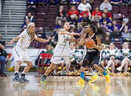 Thumbnail 2 in Neumann-Goretti vs. Seton LaSalle (PIAA Class AA Final) photogallery.