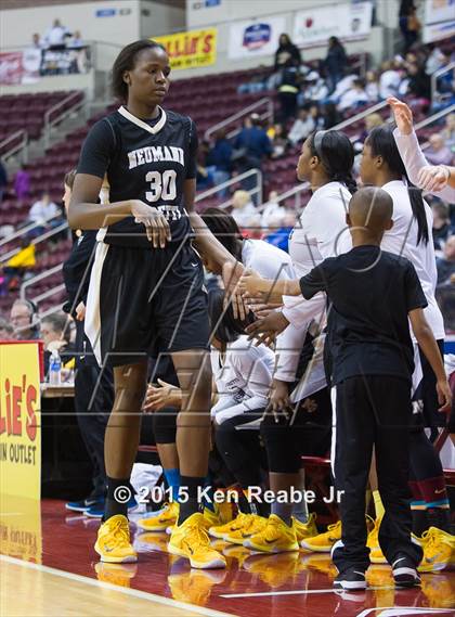 Thumbnail 1 in Neumann-Goretti vs. Seton LaSalle (PIAA Class AA Final) photogallery.