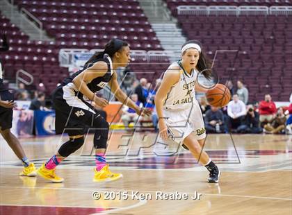 Thumbnail 2 in Neumann-Goretti vs. Seton LaSalle (PIAA Class AA Final) photogallery.