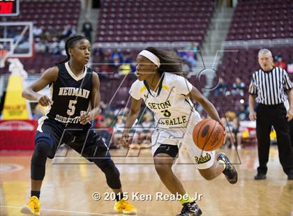 Thumbnail 2 in Neumann-Goretti vs. Seton LaSalle (PIAA Class AA Final) photogallery.